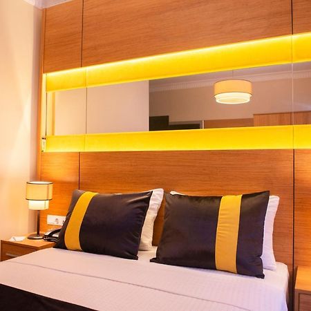 איסטמבול Karamans Sirkeci Suites Hotel מראה חיצוני תמונה