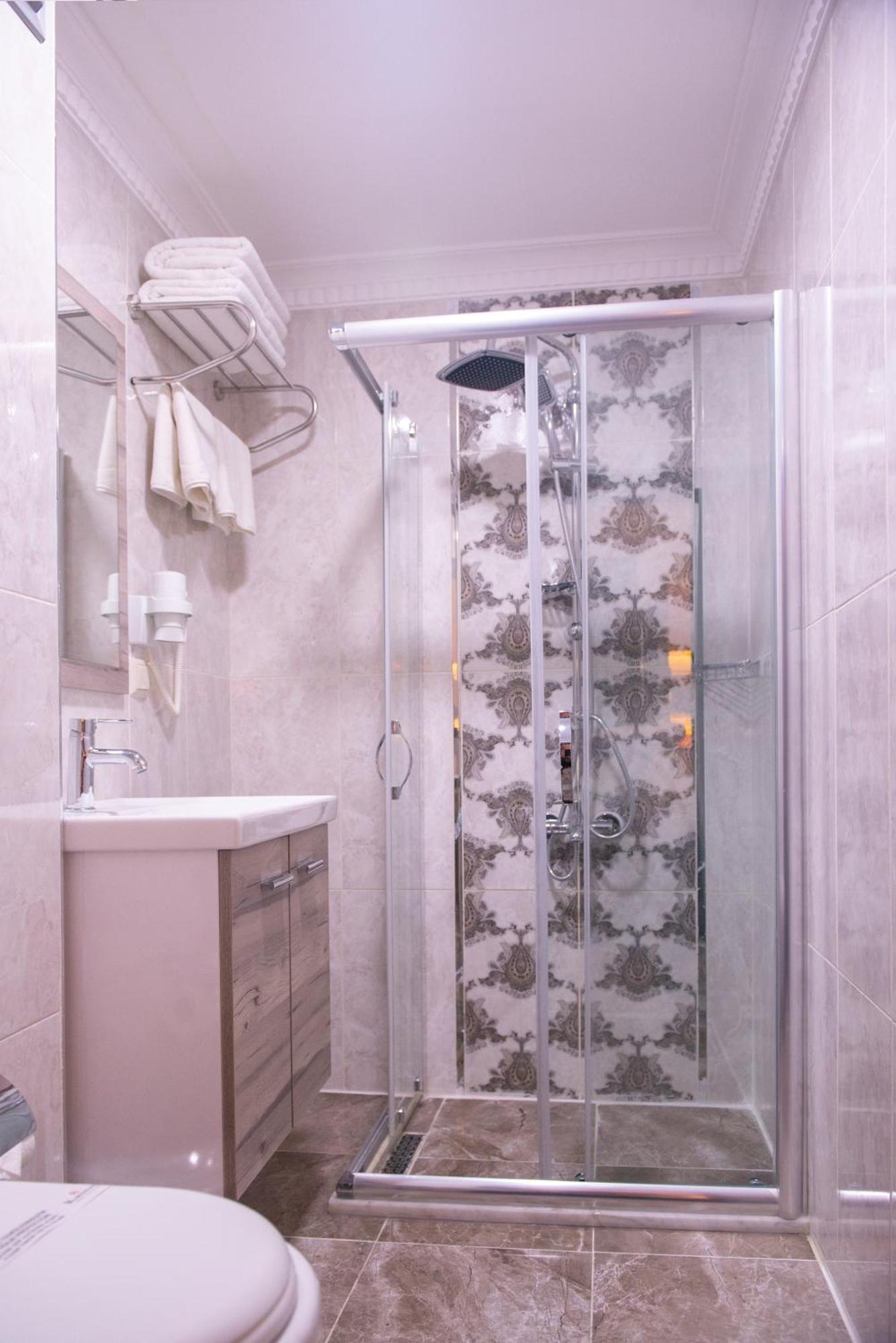 איסטמבול Karamans Sirkeci Suites Hotel מראה חיצוני תמונה
