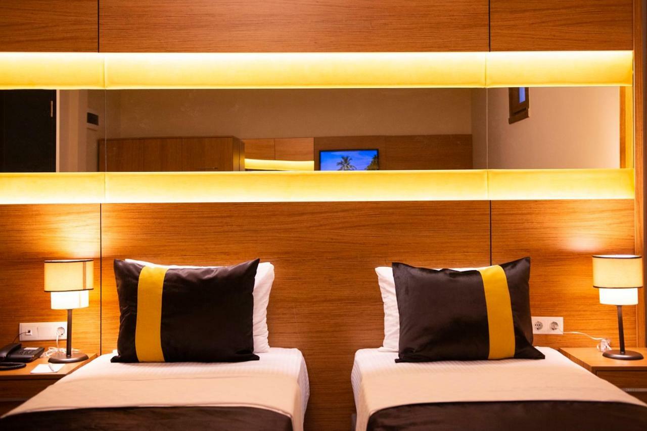 איסטמבול Karamans Sirkeci Suites Hotel מראה חיצוני תמונה